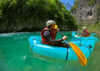 Komarnica packrafting